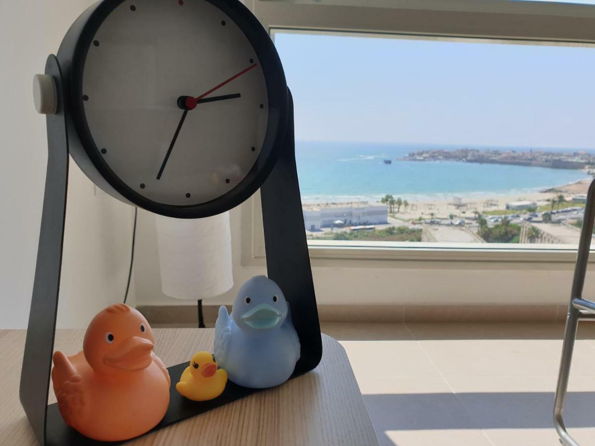 Beachfront Gallery Apartment Acre